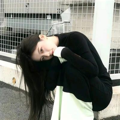 突如其蓝